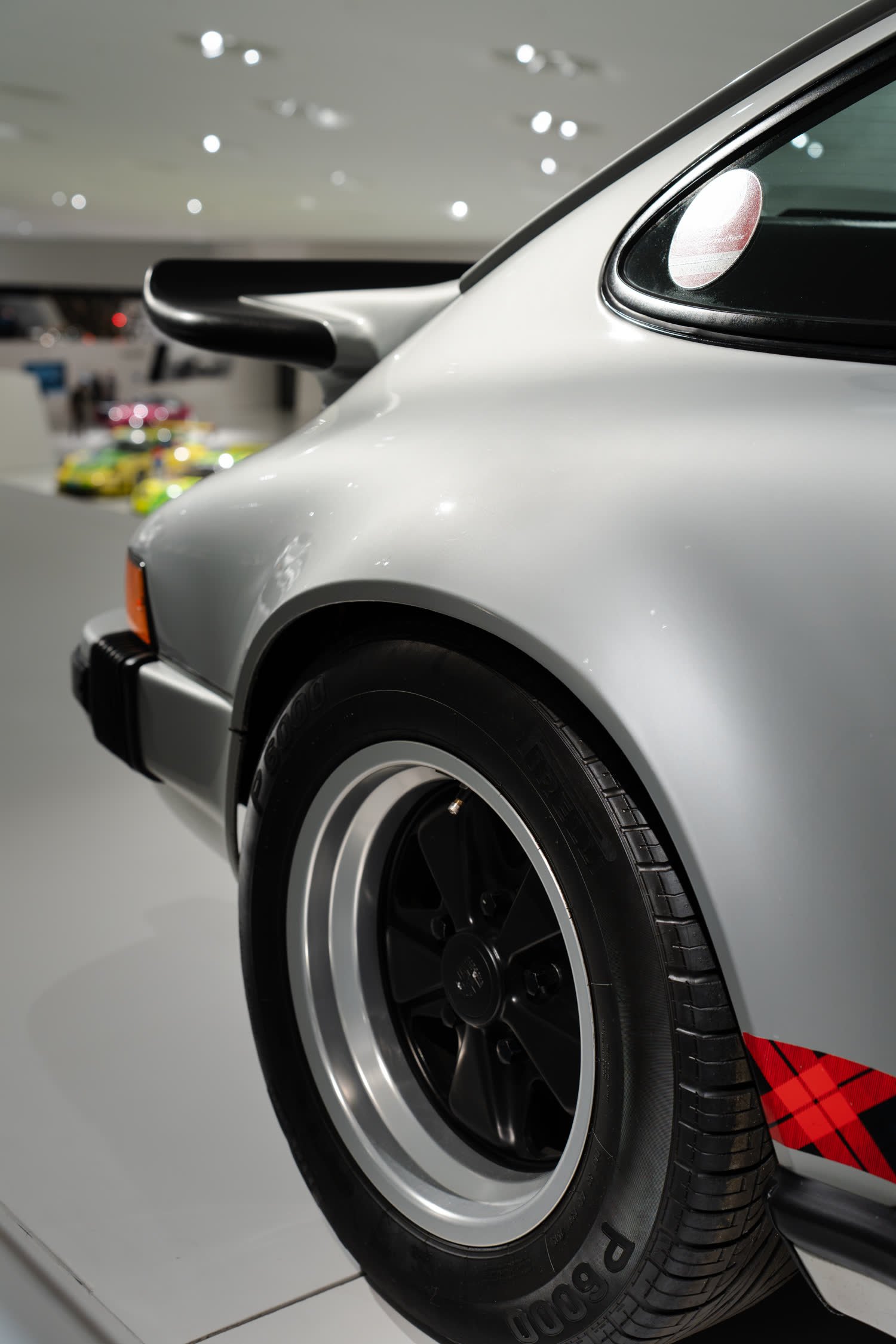 Automobile